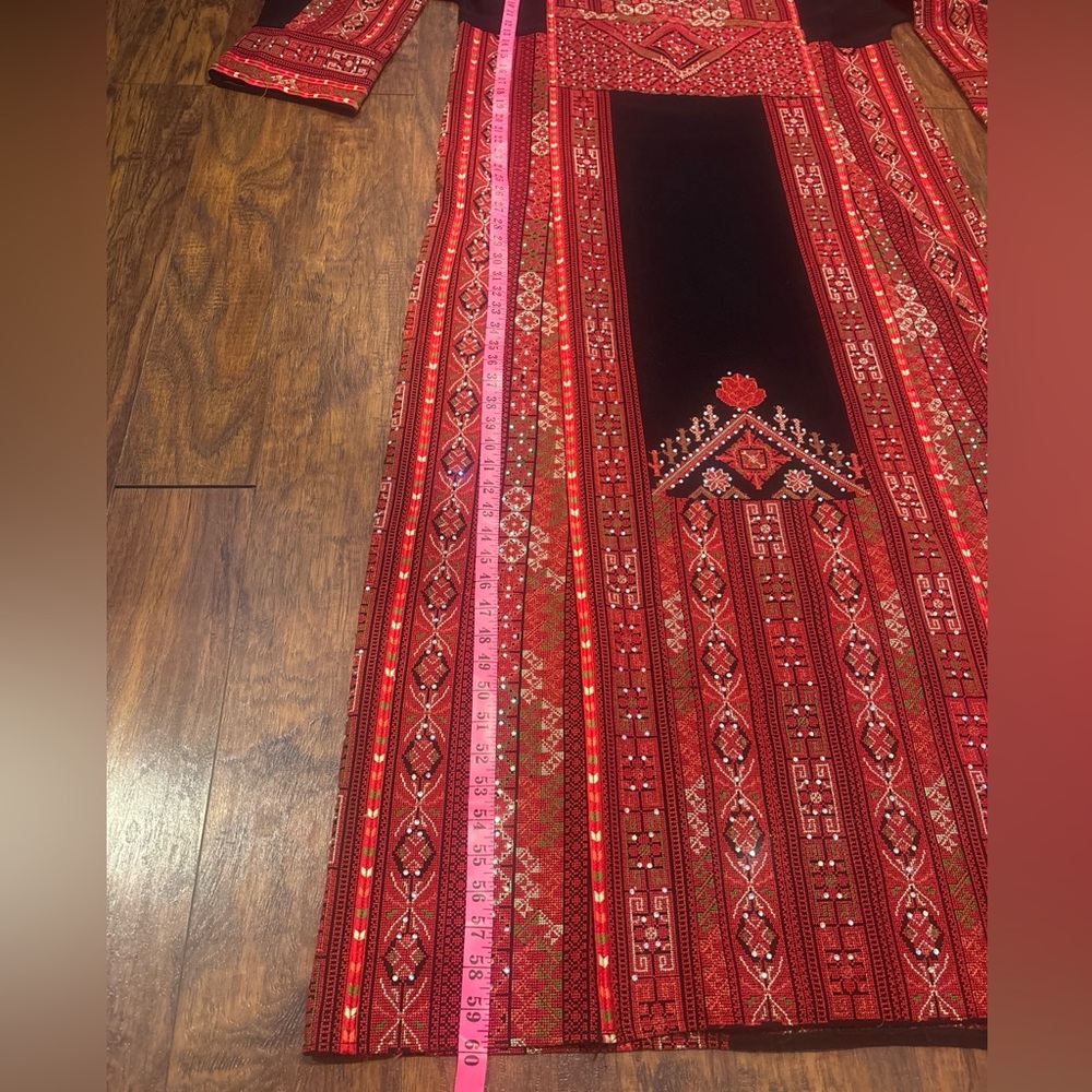 Elegant Red and Gold Embellished Long Sleeve Dress/Thoub - Picture 2 of 4